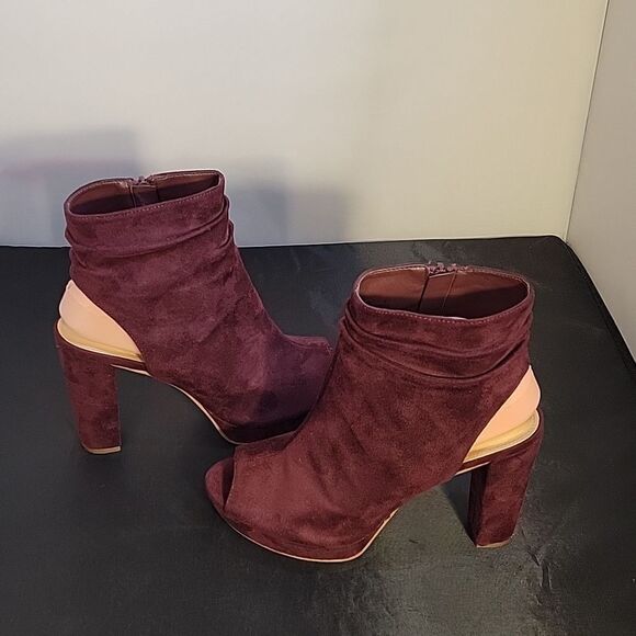 CHARLOTTE RUSSE SUEDE PEEP TOE ANKLE CUTOUT BLOCK HEEL SLOUCH PLASFORM BOOTIE - Picture 7 of 16